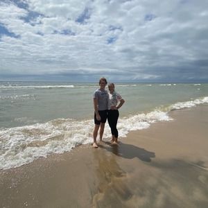 Meet your Posher, Alexis